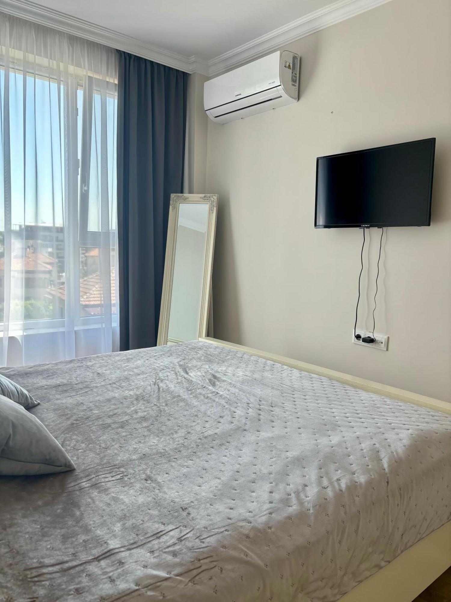 Triumph Apartment Burgas Exterior foto